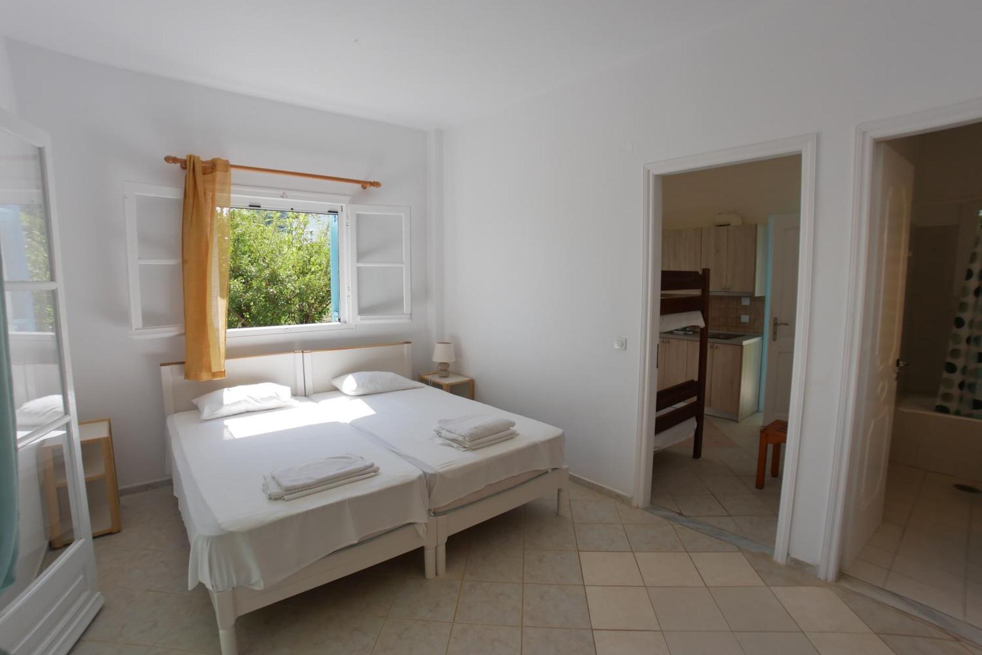 Villa Vania Gardenos Vitaládes Eksteriør billede